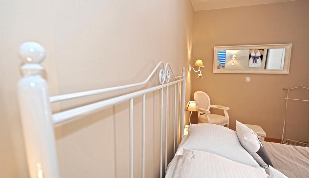 Tinel Rooms Old City Center Zadar Pokoj fotografie